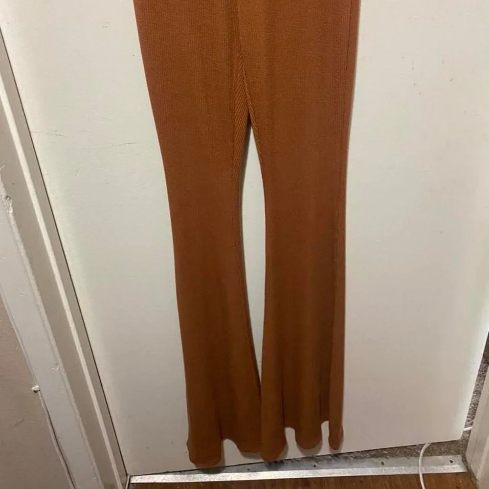 Brown Ribbed Ruffle-top Jumpsuit - Picture 4 of 4